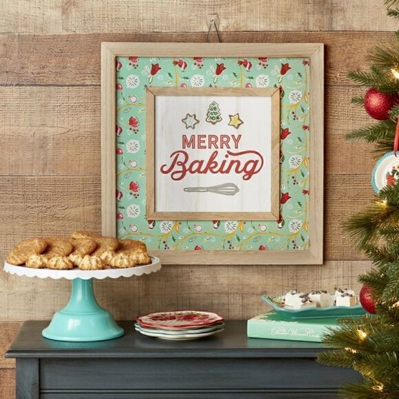 🦋 New Pioneer Woman Christmas "MERRY Baking" Sign, Wall Decor - Picture 5 of 8